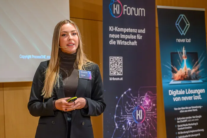 Expertenrunde auf der Bühne