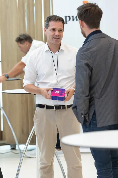 Networking with conference materials exchange